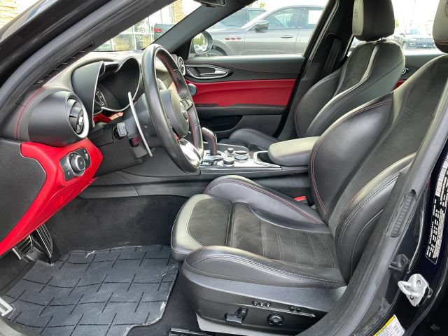 Used 2021 Alfa Romeo Giulia Quadrifoglio RWD image 19
