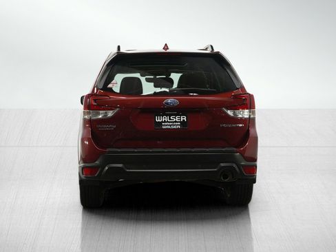 Used 2020 Subaru Forester Limited w/ Popular Package #3 image 4