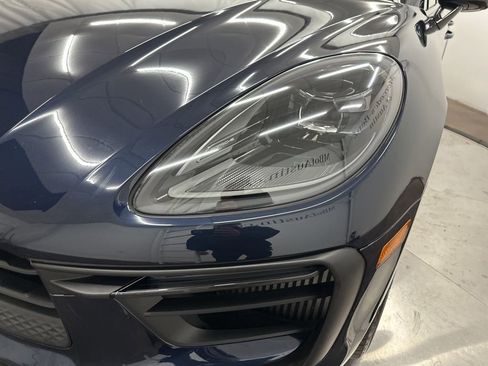 Used 2022 Porsche Macan S image 30