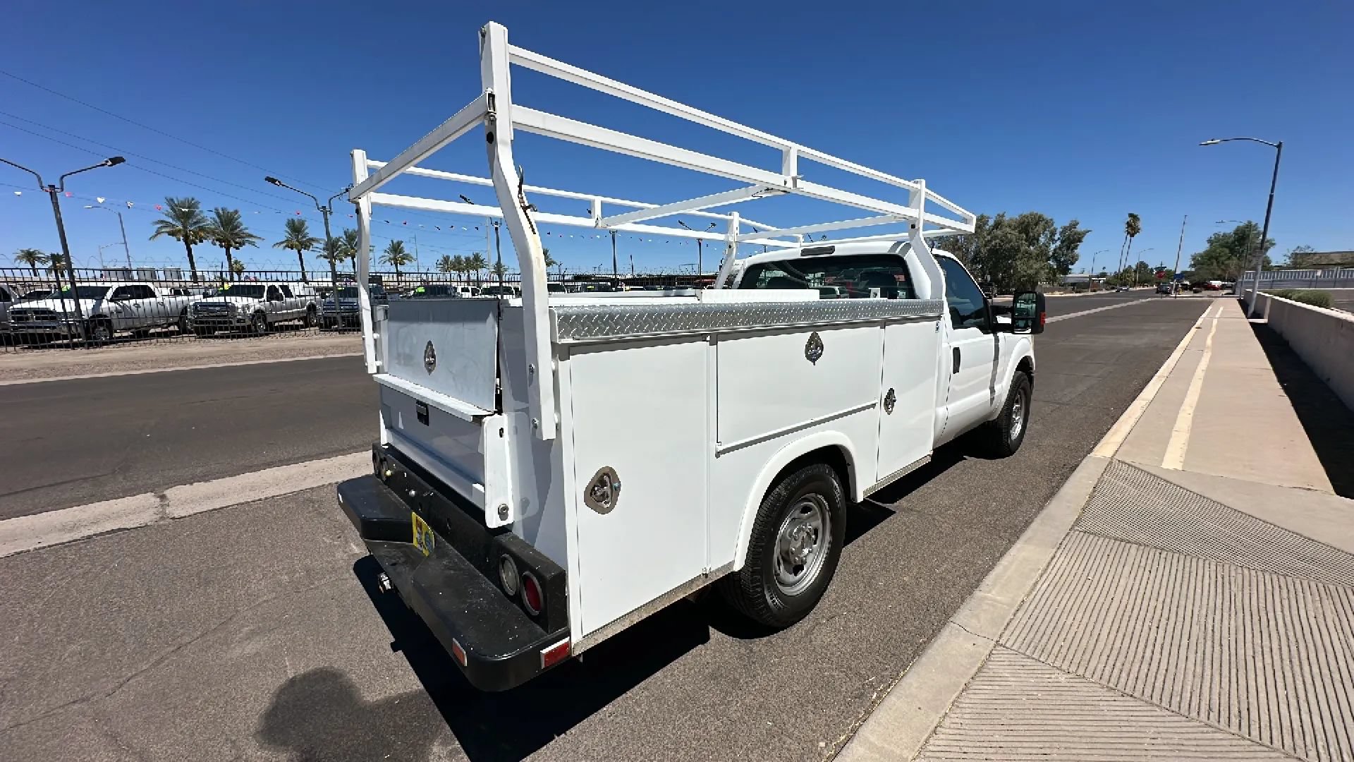 Used 2016 Ford F350 XL w/ XL Appearance Package RWD image 4