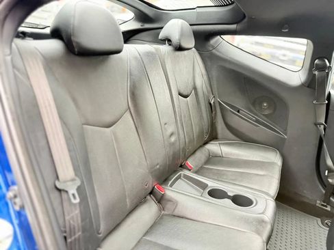 Used 2016 Hyundai Veloster Turbo FWD image 20