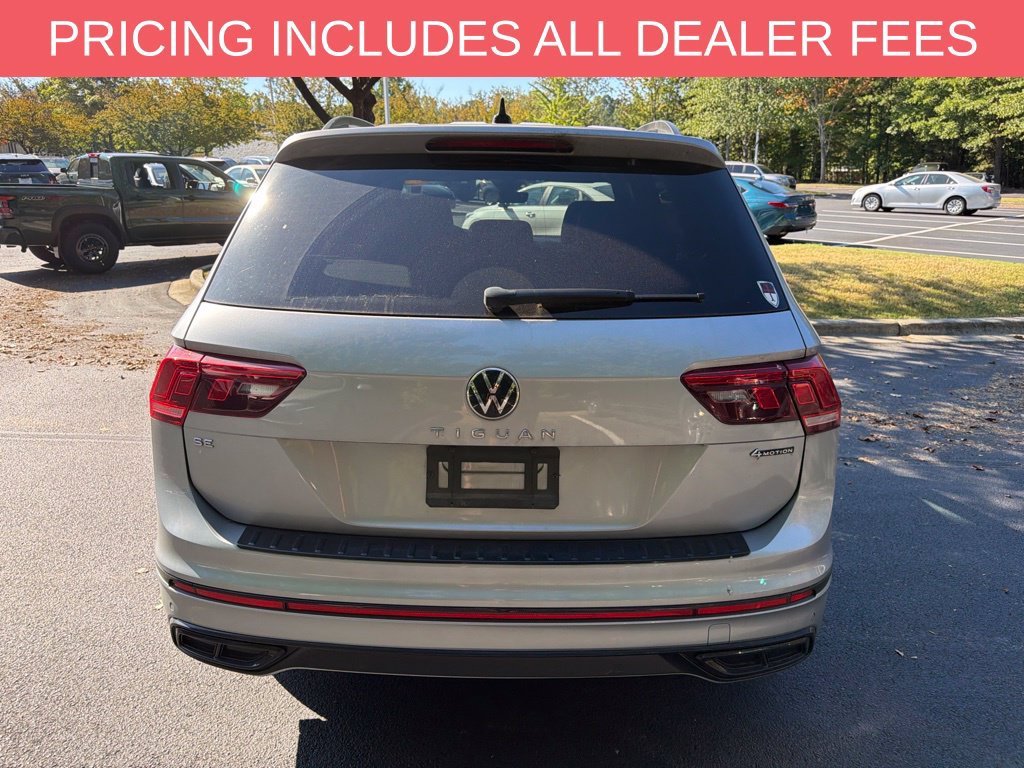 Used 2024 Volkswagen Tiguan SE R-Line AWD/4WD image 5