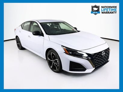Used 2024 Nissan Altima 2.5 SR