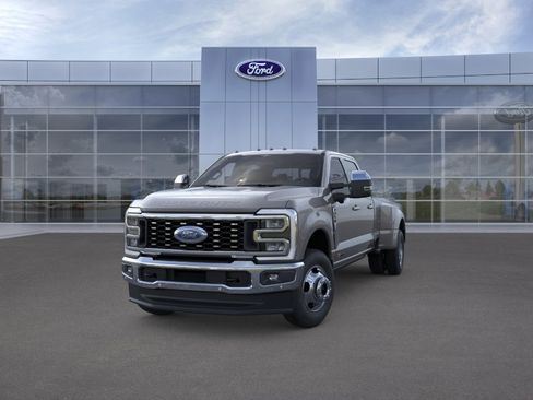 New 2026 Ford F350 4x4 Crew Cab DRW Super Duty image 2
