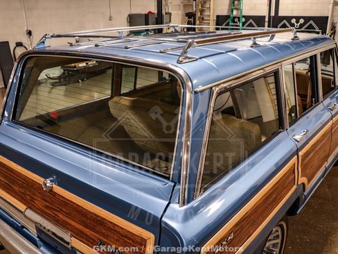 Used 1987 Jeep Grand Wagoneer AWD/4WD image 46