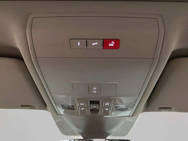 Used 2021 Volkswagen Atlas SEL R-Line FWD image 53