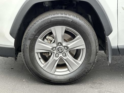 Used 2024 Toyota RAV4 XLE w/ Convenience Package AWD/4WD image 9