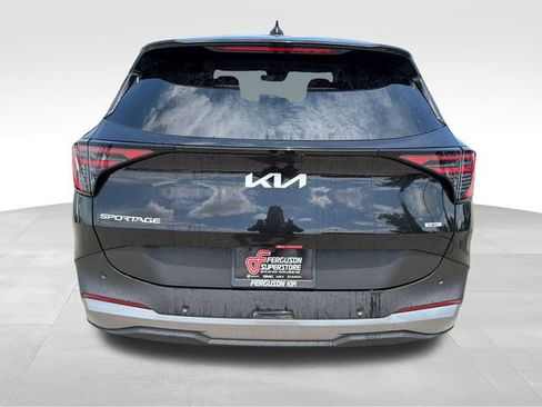 New 2026 Kia Sportage LX FWD image 6