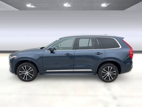 Certified 2022 Volvo XC90 T8 Inscription Expression image 2