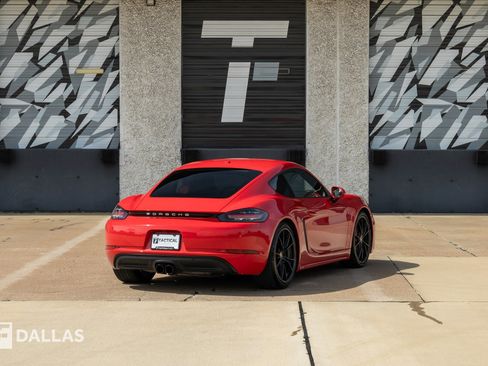 Used 2020 Porsche 718 Cayman S RWD image 15