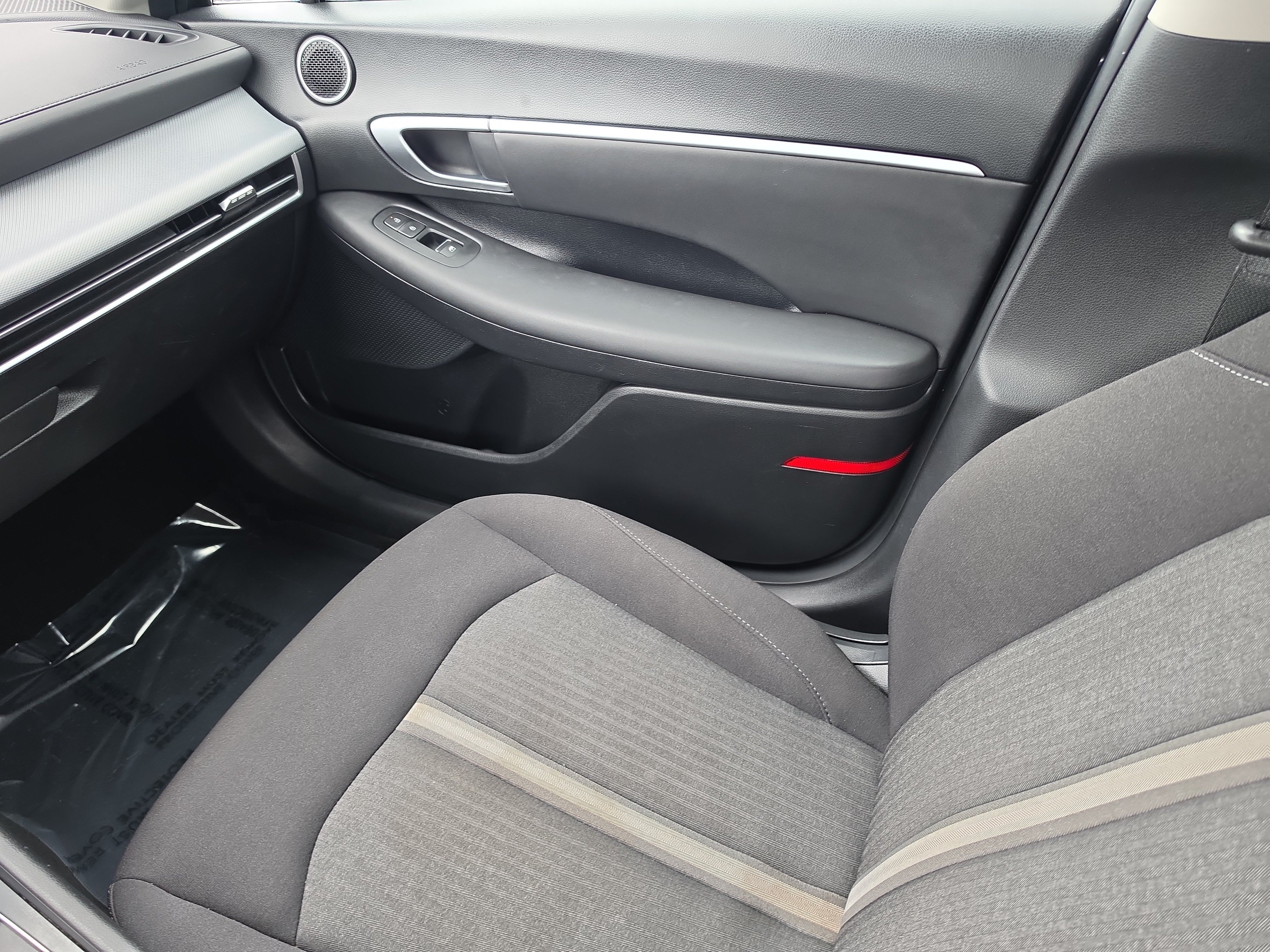 Used 2025 Hyundai Sonata SEL FWD image 15