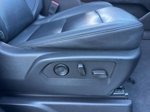 Used 2022 Chevrolet Tahoe Z71 w/ Off-Road Capability Package image 24