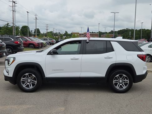 Used 2026 GMC Terrain Elevation FWD image 6