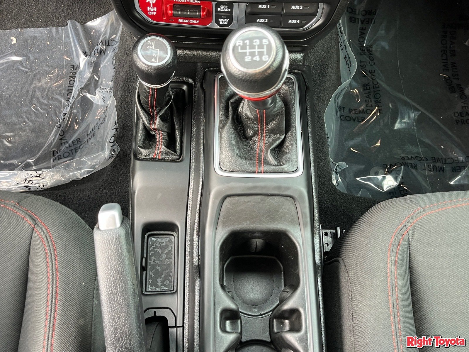 Used 2021 Jeep Wrangler Rubicon AWD/4WD image 31