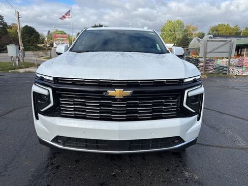 New 2026 Chevrolet Suburban High Country image 8