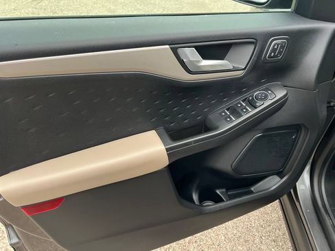 Used 2020 Ford Escape SEL AWD/4WD image 7