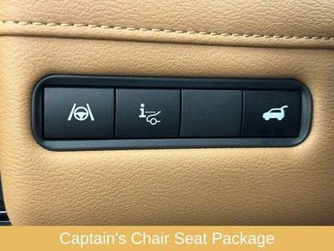 Used 2025 Nissan Armada SL w/ Captain's Chari Seat Package image 28
