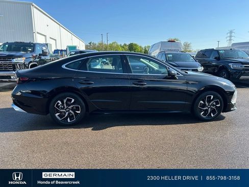 Used 2025 Hyundai Sonata SEL FWD image 8