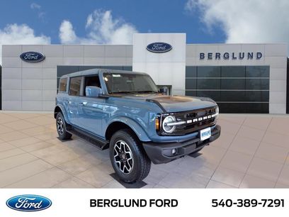 New 2025 Ford Bronco Outer Banks