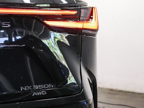 Certified 2025 Lexus NX 350h AWD w/ Accessory Package (2T) image 11