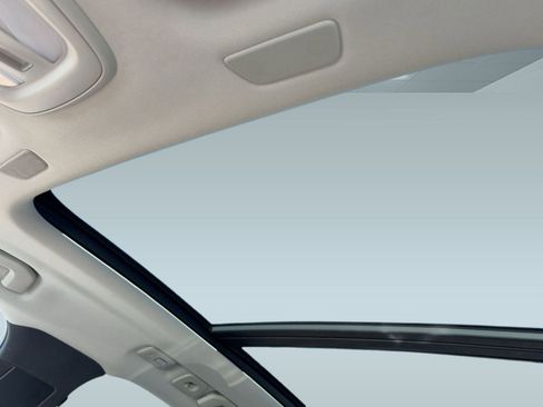 Certified 2023 Volvo XC60 B5 Plus w/ Climate Package image 14