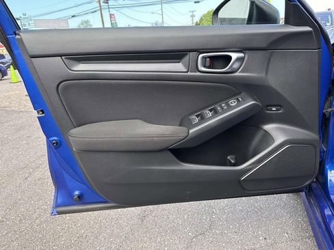 Used 2023 Honda Civic Sport image 8