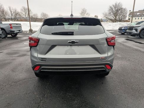 Certified 2024 Chevrolet Trax RS w/ Driver Confidence Package image 6