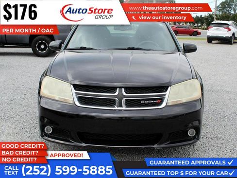 Used 2013 Dodge Avenger SXT image 3
