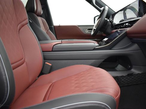 New 2026 INFINITI QX80 Autograph w/ Premium Cargo Package image 26