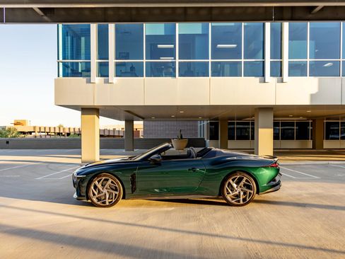 Used 2022 Bentley Other Bentley Models image 34
