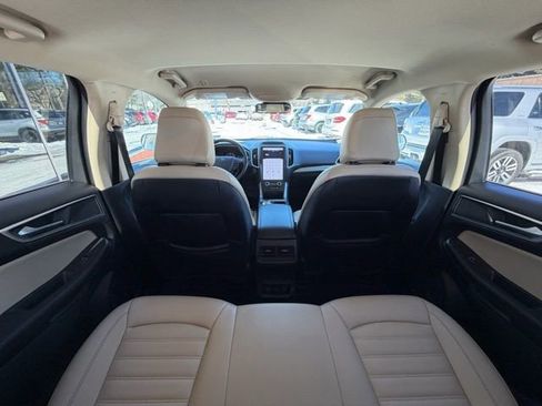Used 2022 Ford Edge SEL AWD/4WD image 17