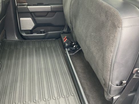 Used 2022 Ford F150 Lariat w/ Equipment Group 502A High AWD/4WD image 47