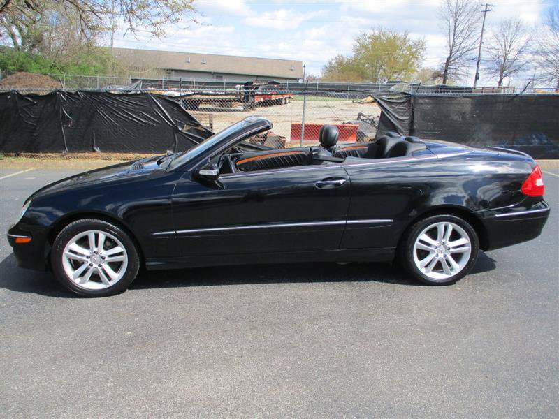 Used 2007 Mercedes-Benz CLK 350 Cabriolet image 4