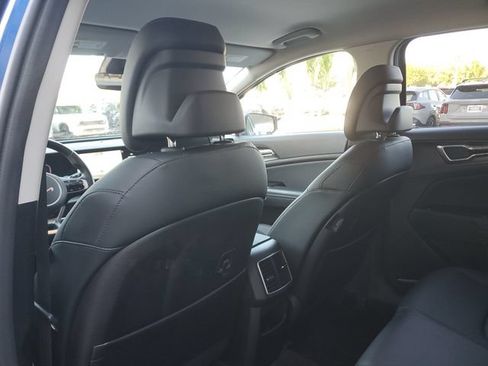 Certified 2023 Kia Sportage EX FWD image 10