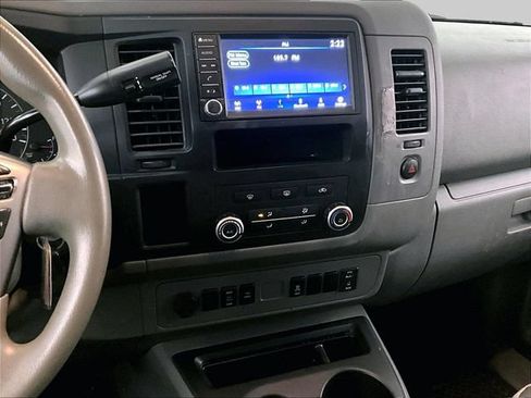 Used 2019 Nissan NV 2500 SV RWD image 6