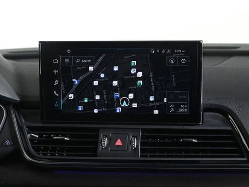 Used 2023 Audi Q5 2.0T Prestige w/ Prestige Package image 13