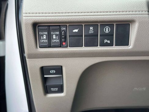 Used 2021 Honda Odyssey Touring image 37