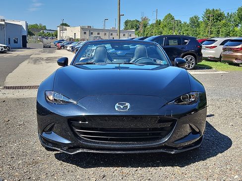 Used 2023 MAZDA MX-5 Miata Club w/ Brembo/BBS Recaro Package RWD image 2