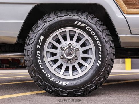 Used 1991 Jeep Grand Wagoneer AWD/4WD image 98