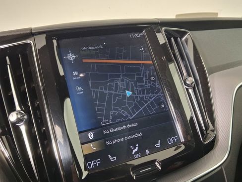 Used 2019 Volvo XC60 T8 R-Design w/ Advanced Package AWD/4WD image 30