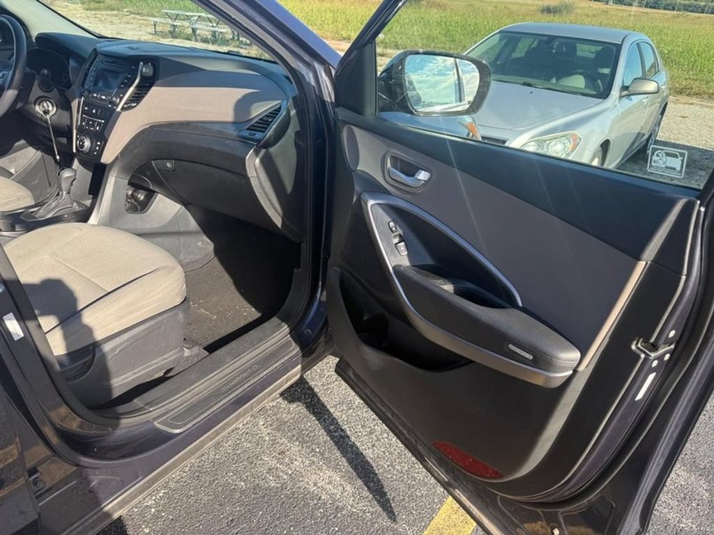 Used 2016 Hyundai Santa Fe Sport w/ Option Group 02 FWD image 16