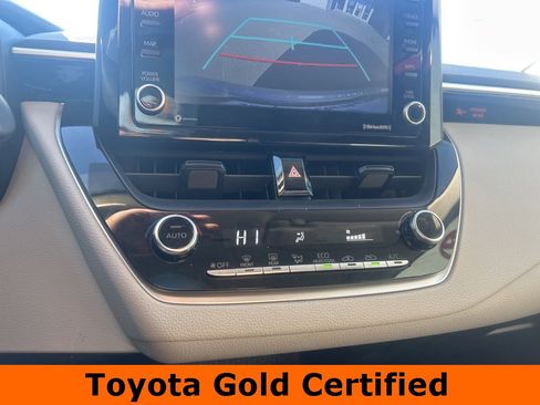 Certified 2022 Toyota Corolla LE image 17