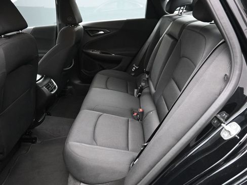 Used 2025 Chevrolet Malibu LT FWD image 7