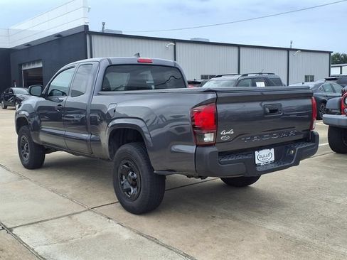 Used 2021 Toyota Tacoma SR AWD/4WD image 7