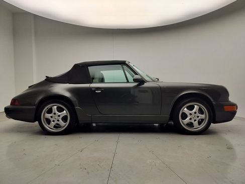 Used 1992 Porsche 911 Carrera RWD image 25