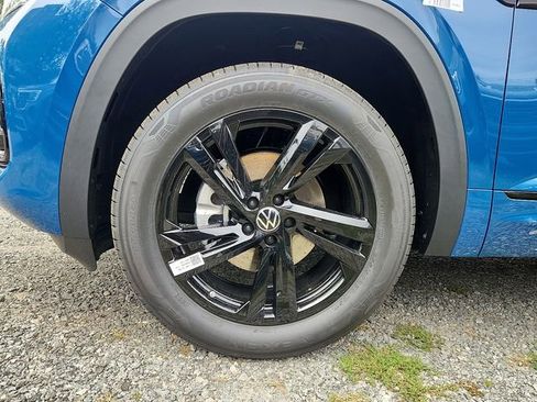 New 2026 Volkswagen Atlas Cross Sport SEL R-Line image 7