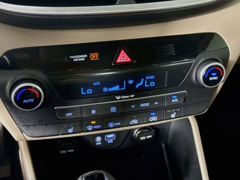 Used 2020 Hyundai Tucson SEL w/ Cargo Package FWD image 17