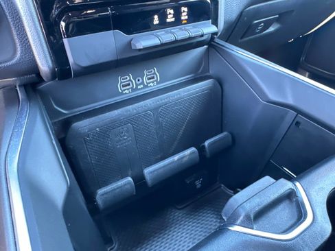 Certified 2025 RAM 1500 Big Horn image 27