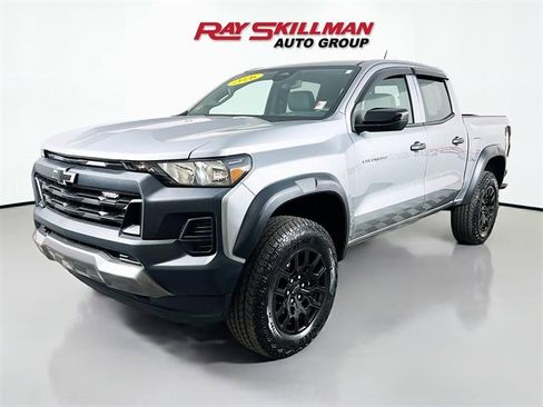 Used 2026 Chevrolet Colorado Trail Boss image 3