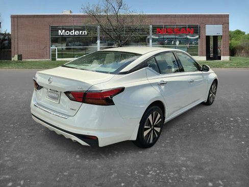 Certified 2021 Nissan Altima 2.5 SL AWD/4WD image 4